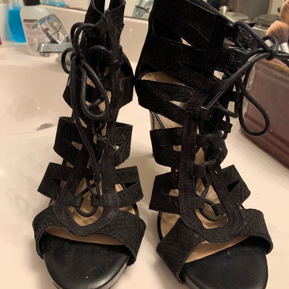 Blacks suede heels
